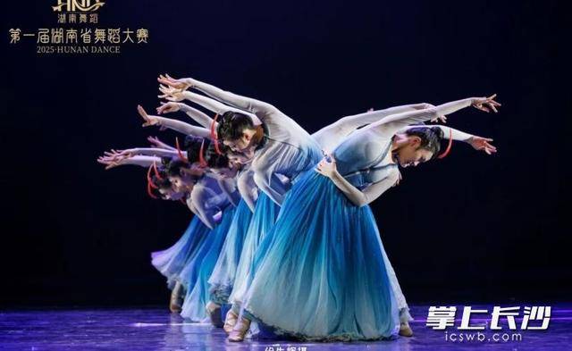 雅禮中學這支舞蹈把大海跳“活”了