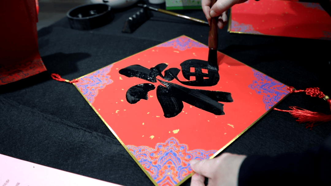 望城年味漸濃！書法名家現場送“福”