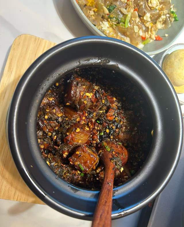 長沙吃美食，跟著本地人打卡特色下飯小店！